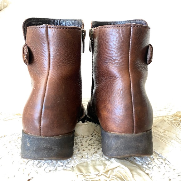 Born Brown Leather Ankle Boots Zip Up Sides Size 8 - Picture 4 of 16